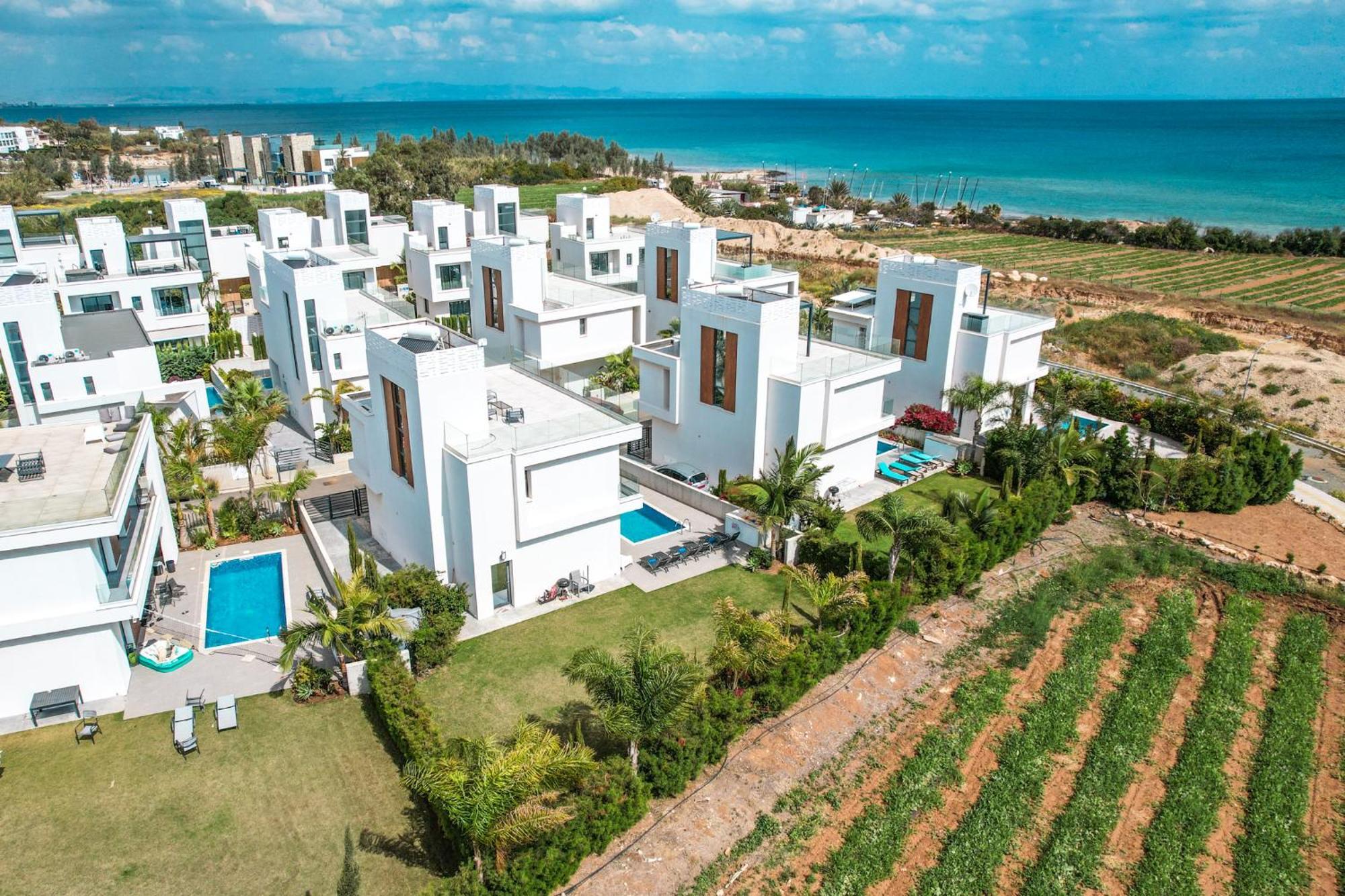 By The Beach Villa 12 Protarász Kültér fotó