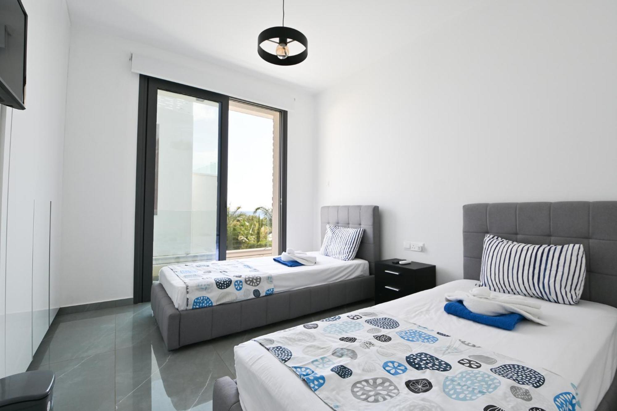 By The Beach Villa 12 Protarász Kültér fotó