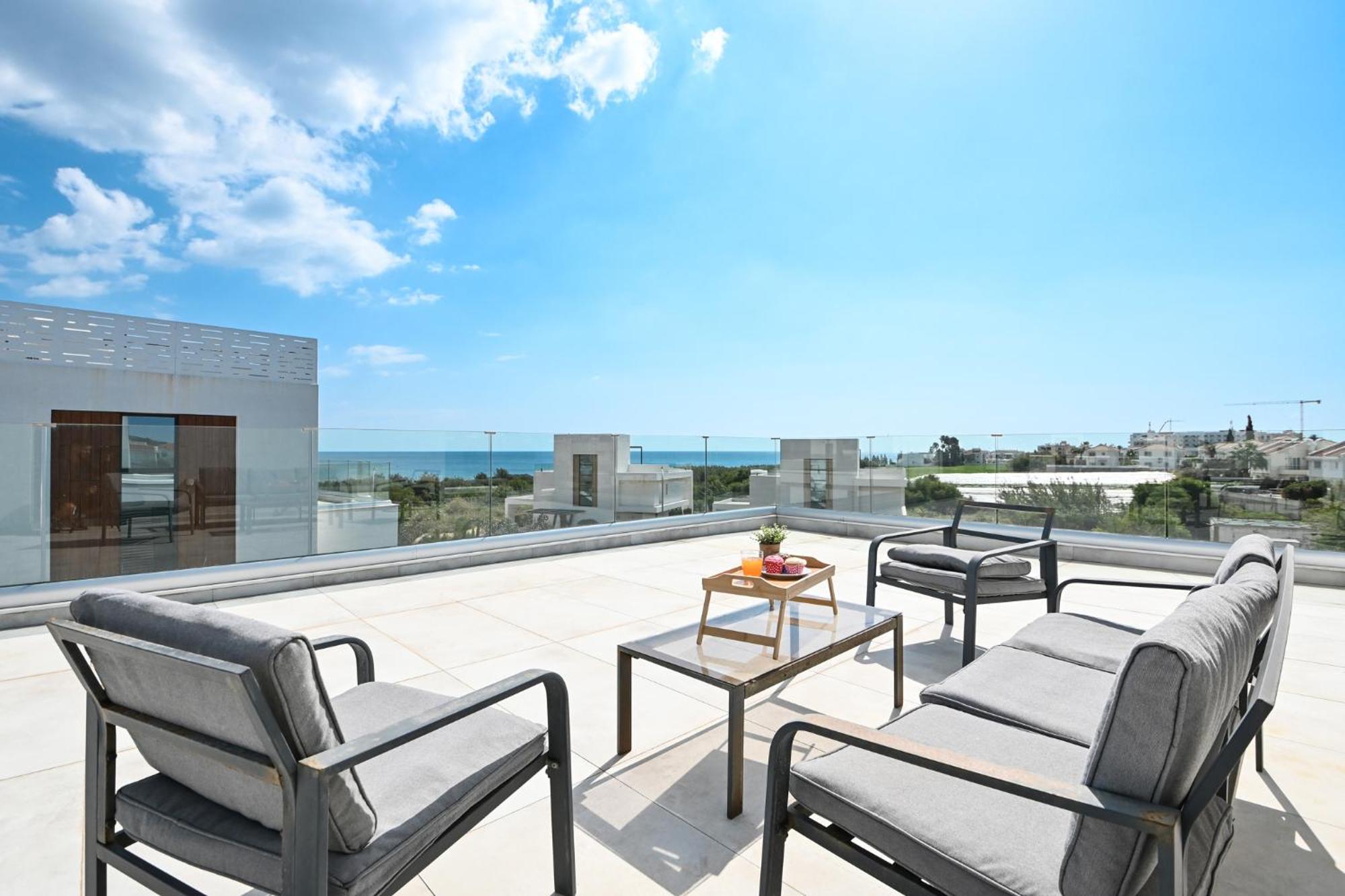 By The Beach Villa 12 Protarász Kültér fotó